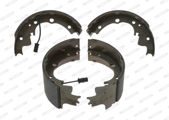 Jeu de mâchoires de frein IVECO DAILY I LPR06060 — FMFSB407