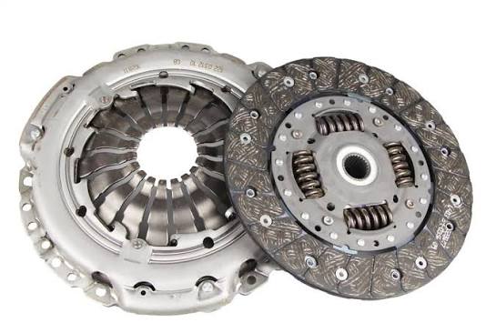 KIT EMBRAYAGE 2P REN MEGANE CLIO 1.4 828012 — LUK622309609